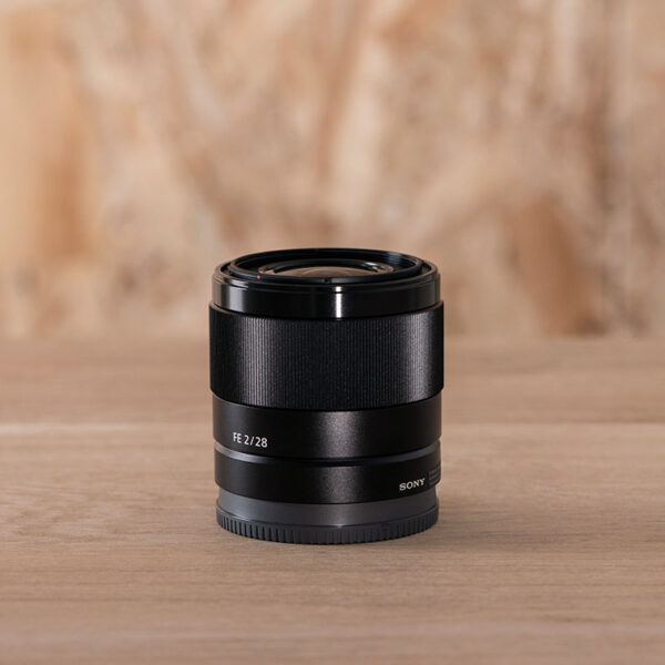 Sony FE 28mm f/2