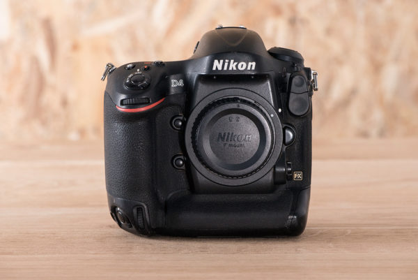 Nikon D4